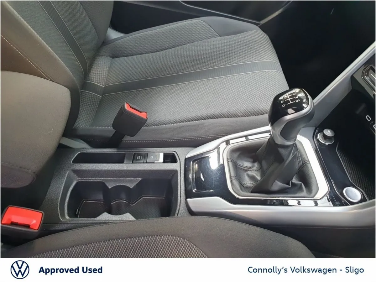 Volkswagen T-Roc SUV, Diesel, 2024, White