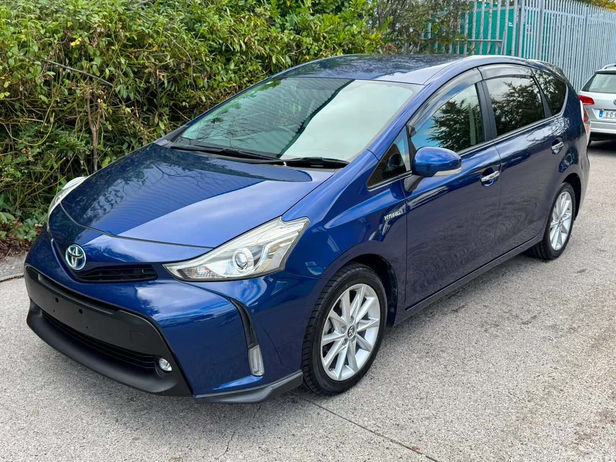 Toyota Prius Estate, Petrol Hybrid, 2014, Blue