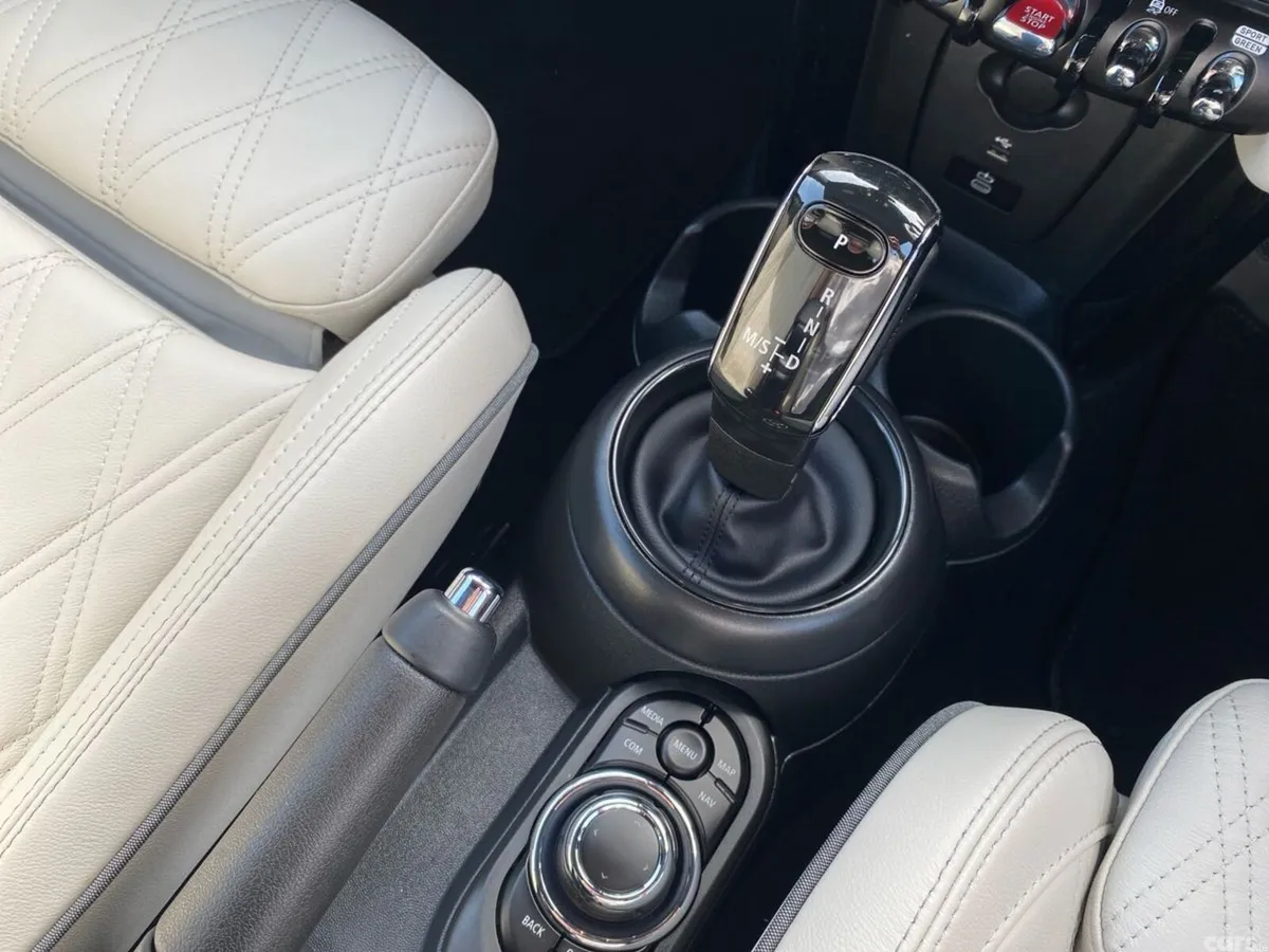 Mini Cooper Convertible, Petrol, 2024, Blue