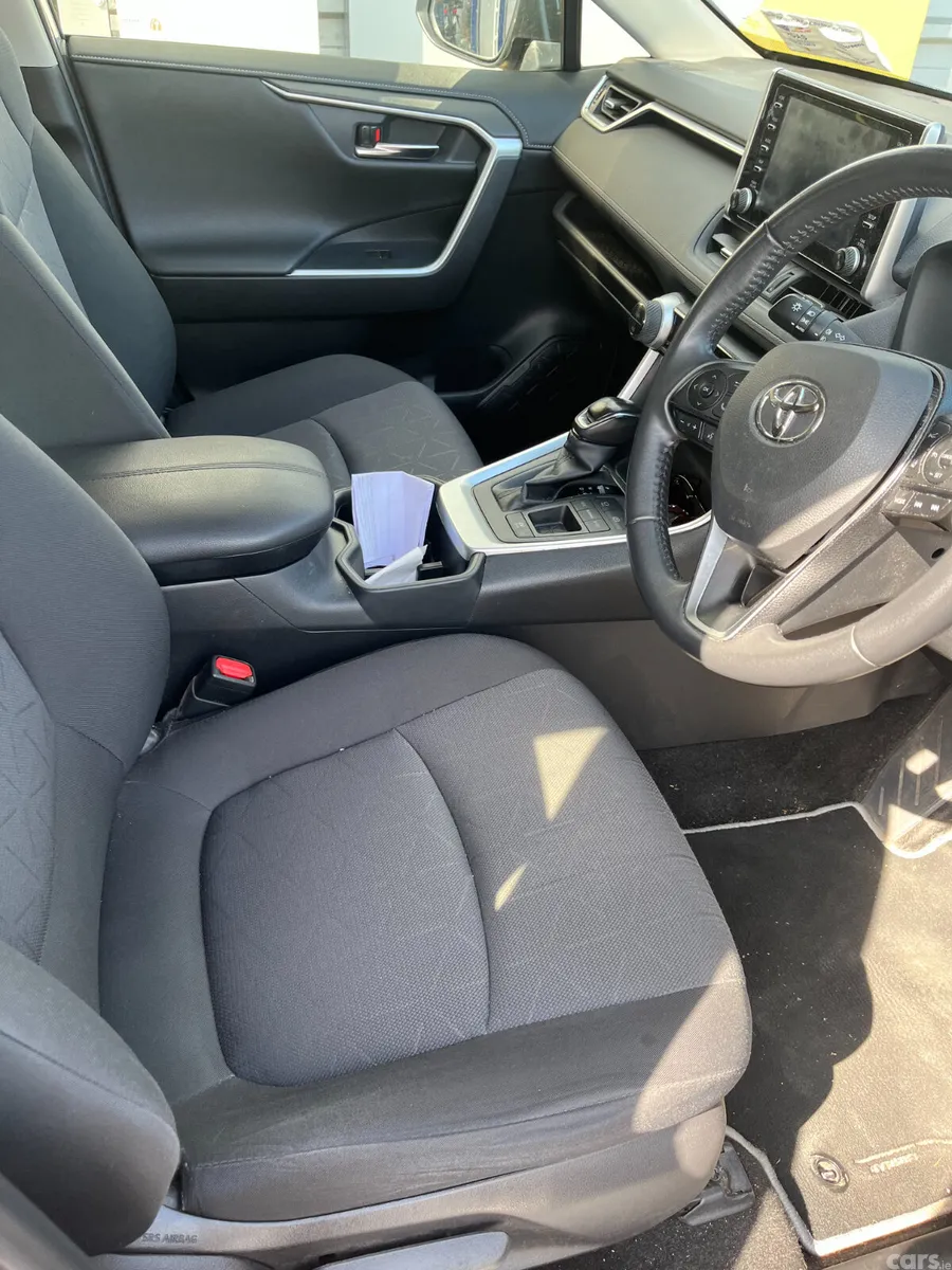 Toyota RAV4 SUV, Petrol Hybrid, 2022, Grey
