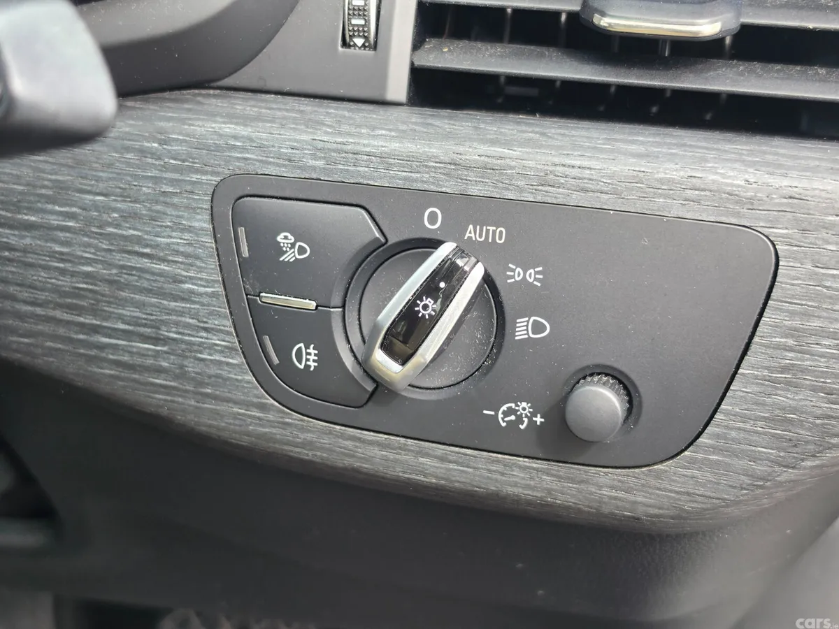 Audi A4 Saloon, Diesel, 2016, Grey