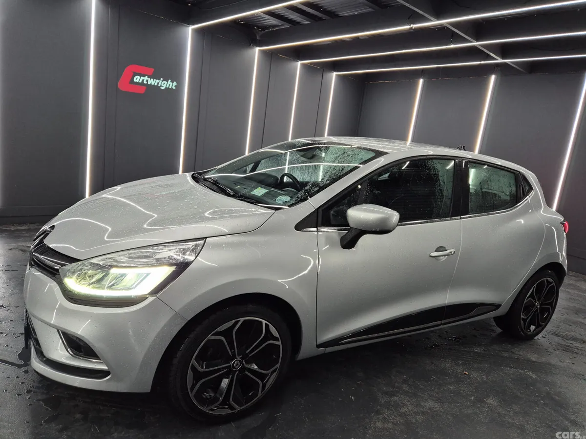 Renault Clio Hatchback, Petrol, 2018, Grey