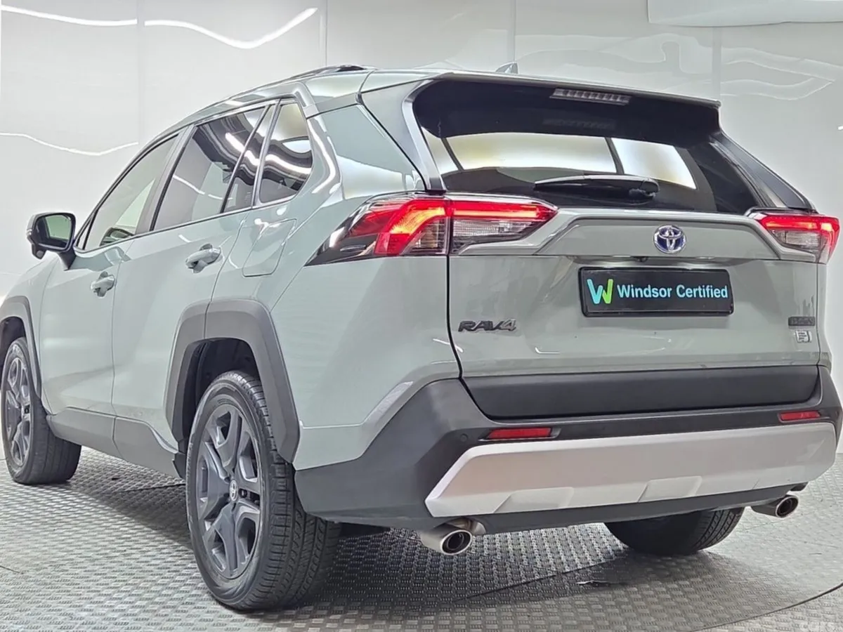 Toyota RAV4 SUV, Petrol Hybrid, 2023, Green