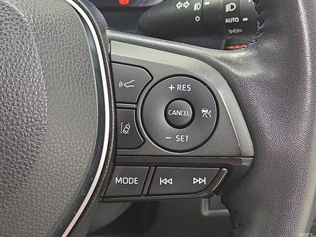 Toyota RAV4 SUV, Petrol Hybrid, 2023, Green