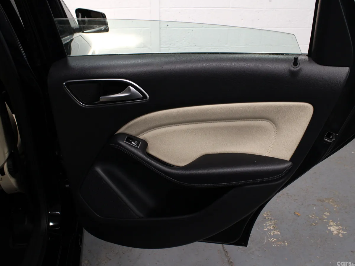 Mercedes-Benz B-Class MPV, Diesel, 2018, Black