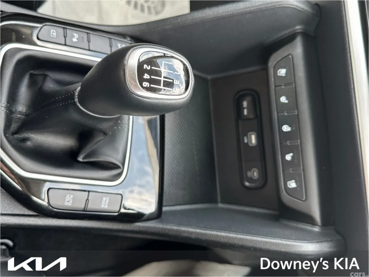 Kia Sportage SUV, Diesel, 2024, Silver
