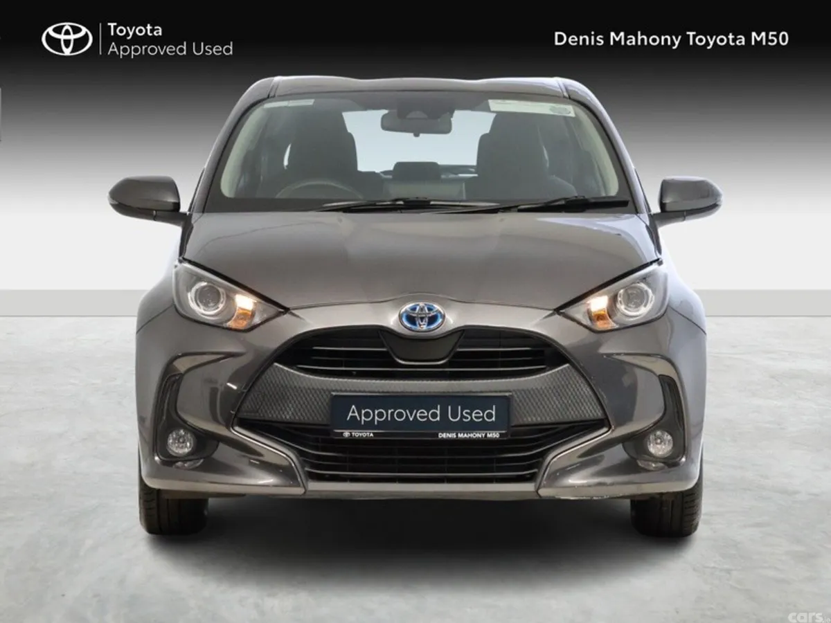 Toyota Yaris Hatchback, Petrol Hybrid, 2023, Grey