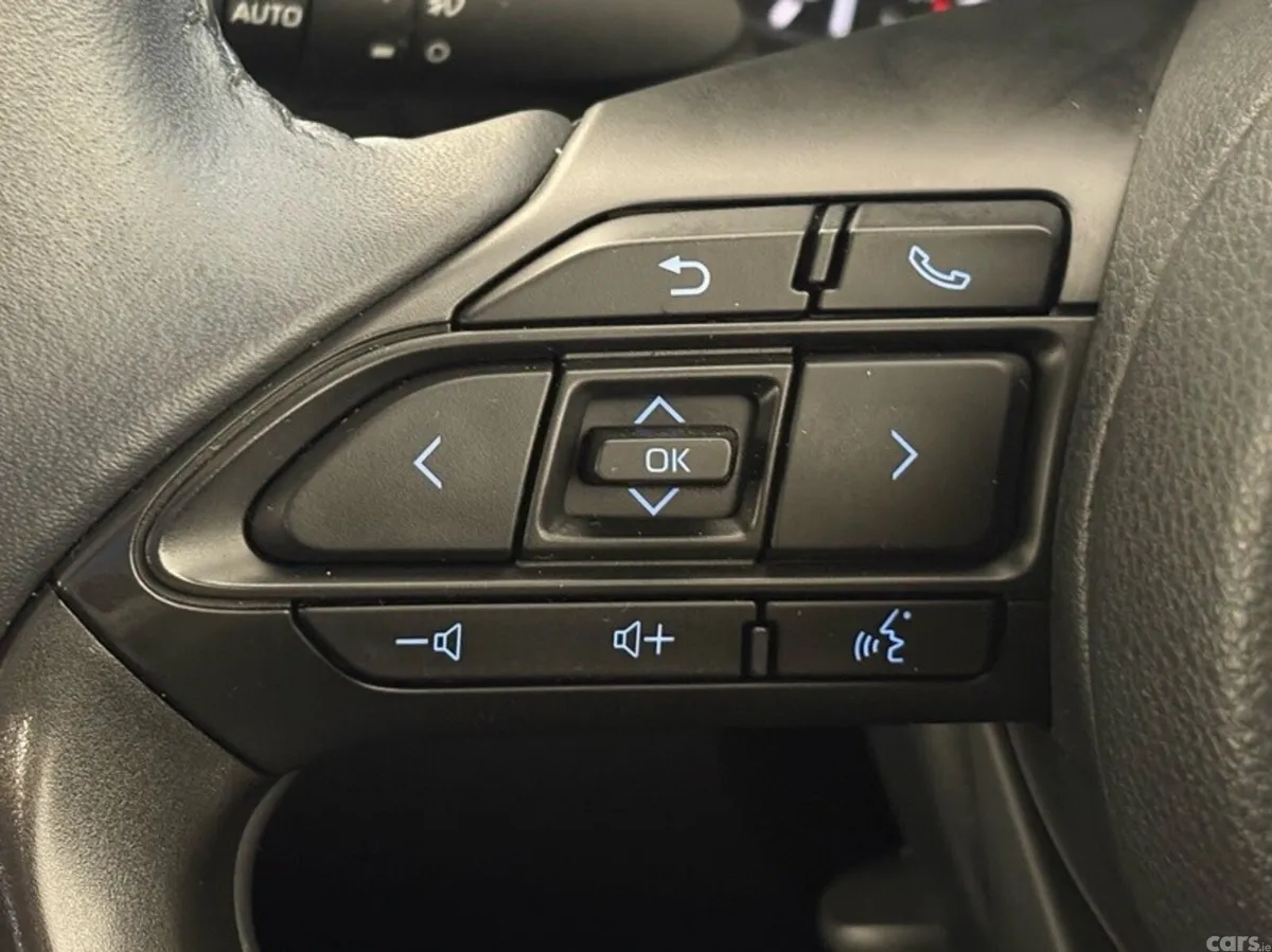 Toyota Yaris Hatchback, Petrol Hybrid, 2023, Grey