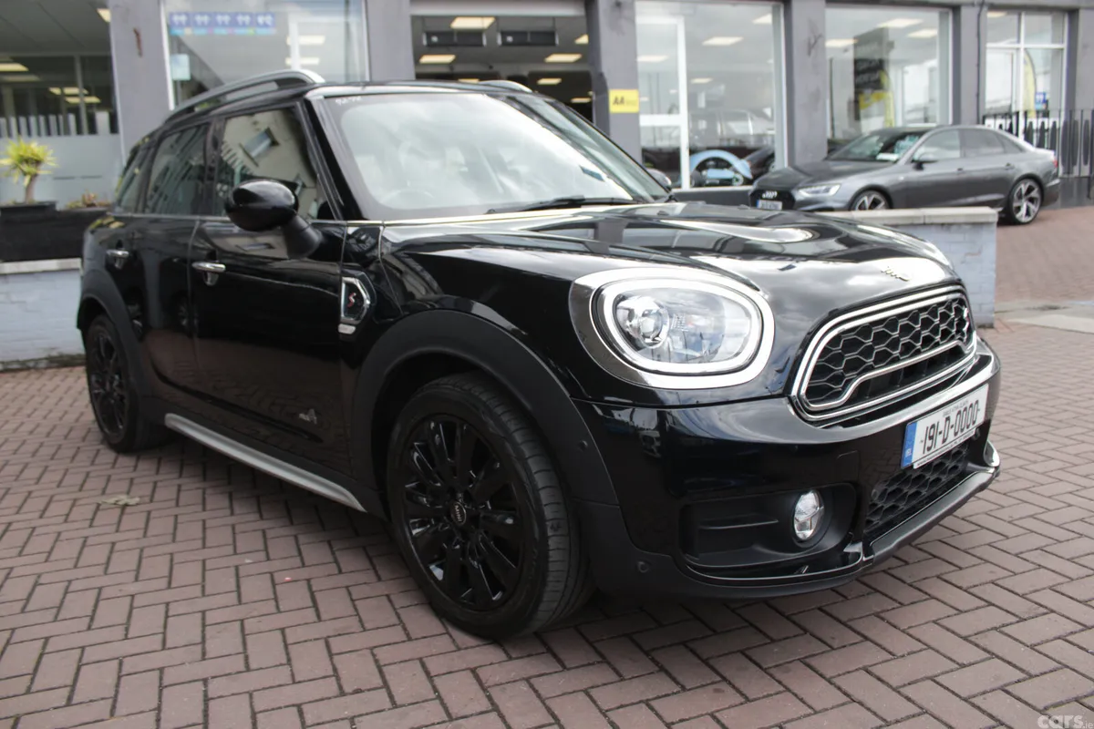 Mini Cooper Hatchback, Diesel, 2019, Black
