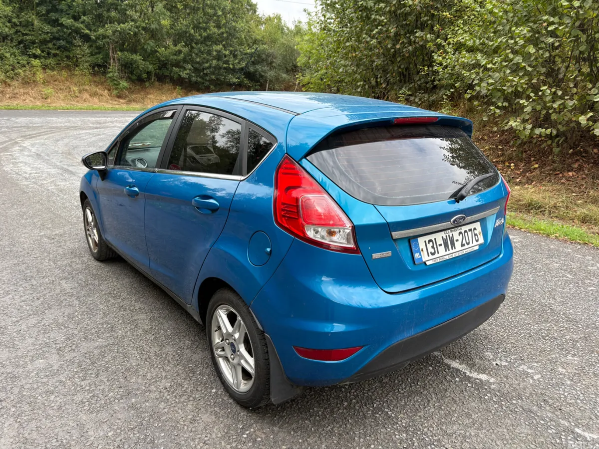 Ford Fiesta Hatchback, Petrol, 2013, Blue