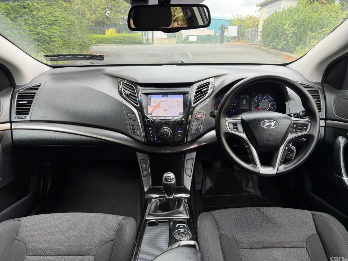 Hyundai i40 Saloon, Diesel, 2017, Silver