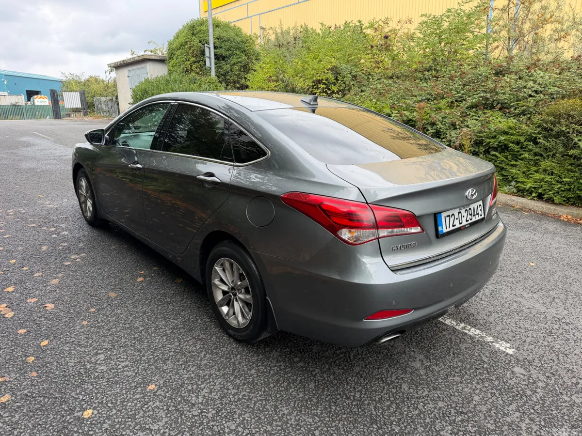 Hyundai i40 Saloon, Diesel, 2017, Silver