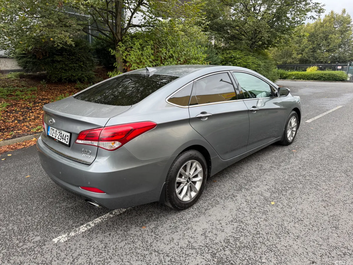 Hyundai i40 Saloon, Diesel, 2017, Silver