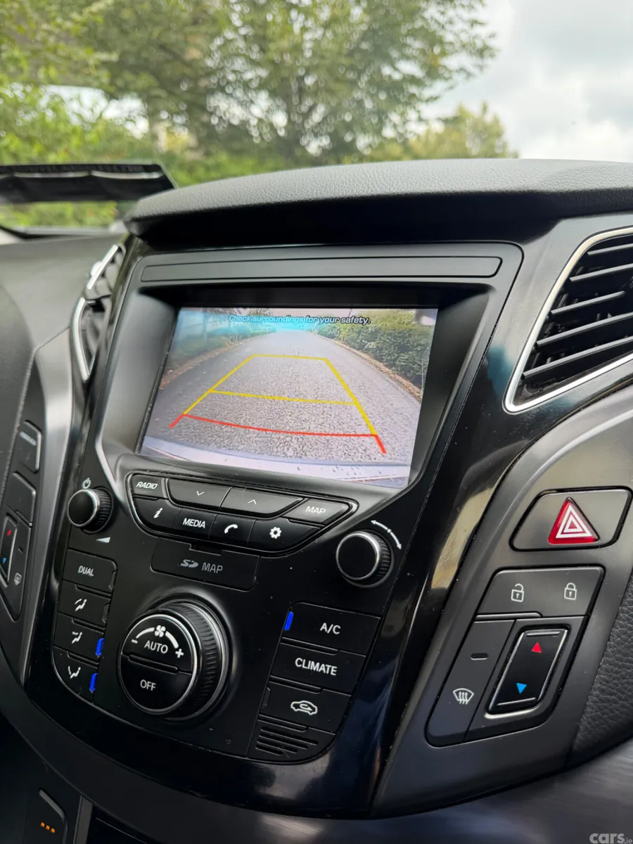 Hyundai i40 Saloon, Diesel, 2017, Silver