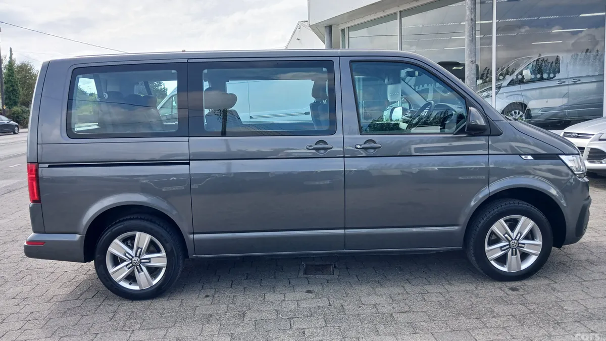 Volkswagen Transporter MPV, Diesel, 2021, Grey