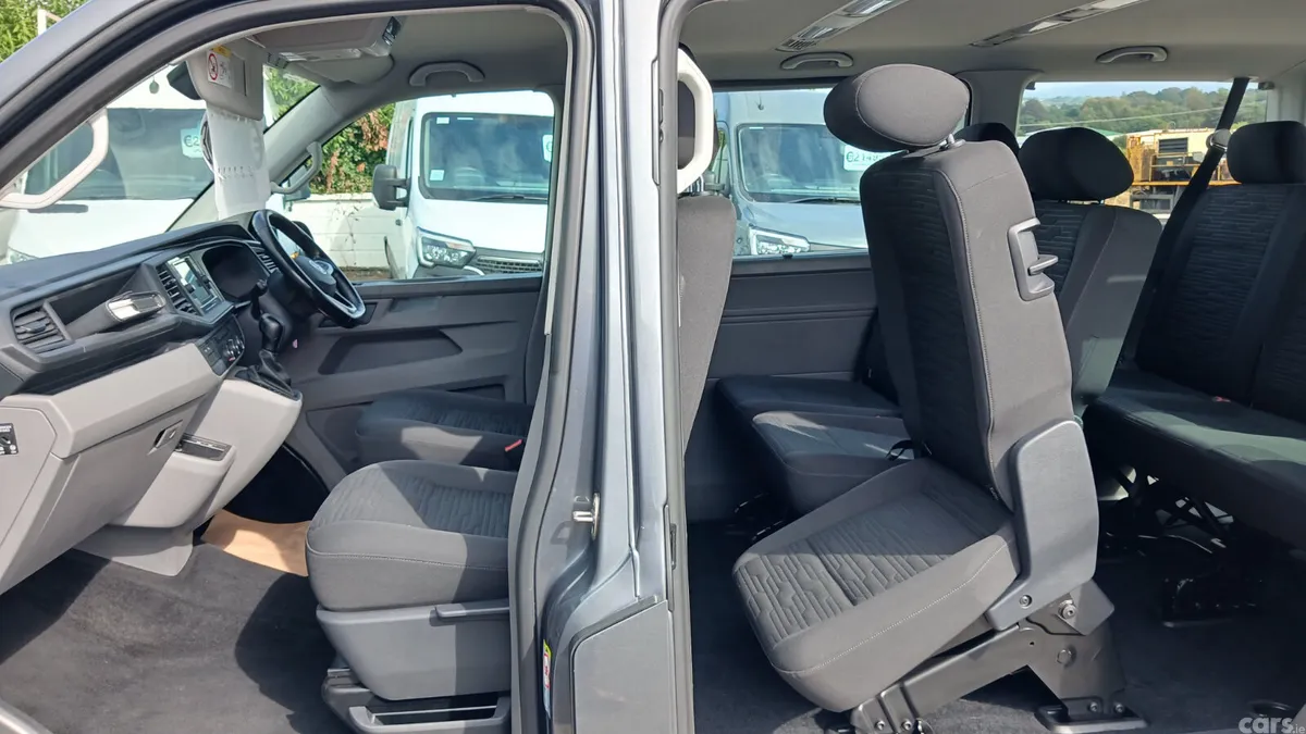 Volkswagen Transporter MPV, Diesel, 2021, Grey