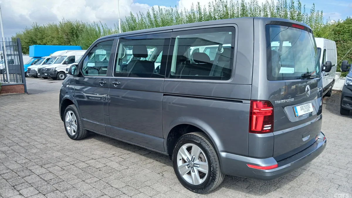 Volkswagen Transporter MPV, Diesel, 2021, Grey