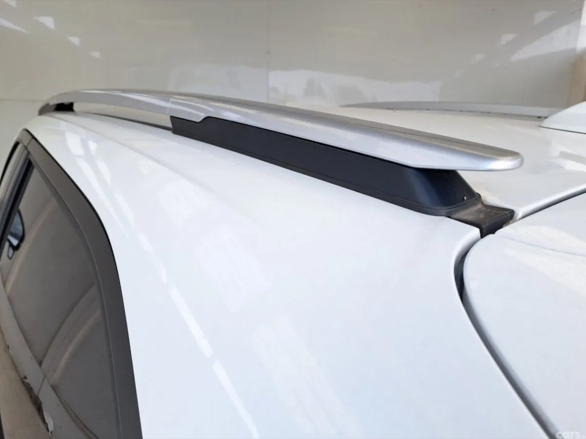 Honda Vezel SUV, Petrol Hybrid, 2024, White