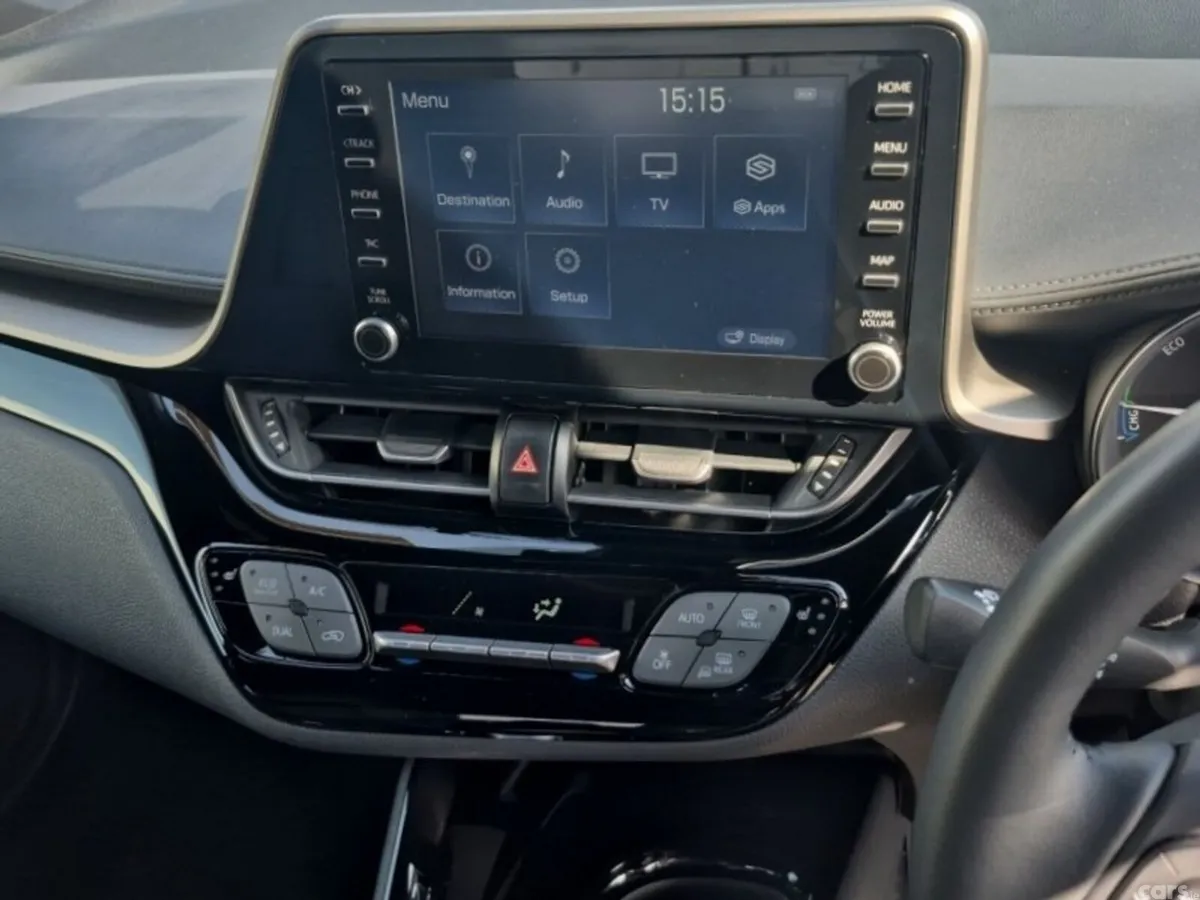Toyota C-HR SUV, Petrol Hybrid, 2021, White