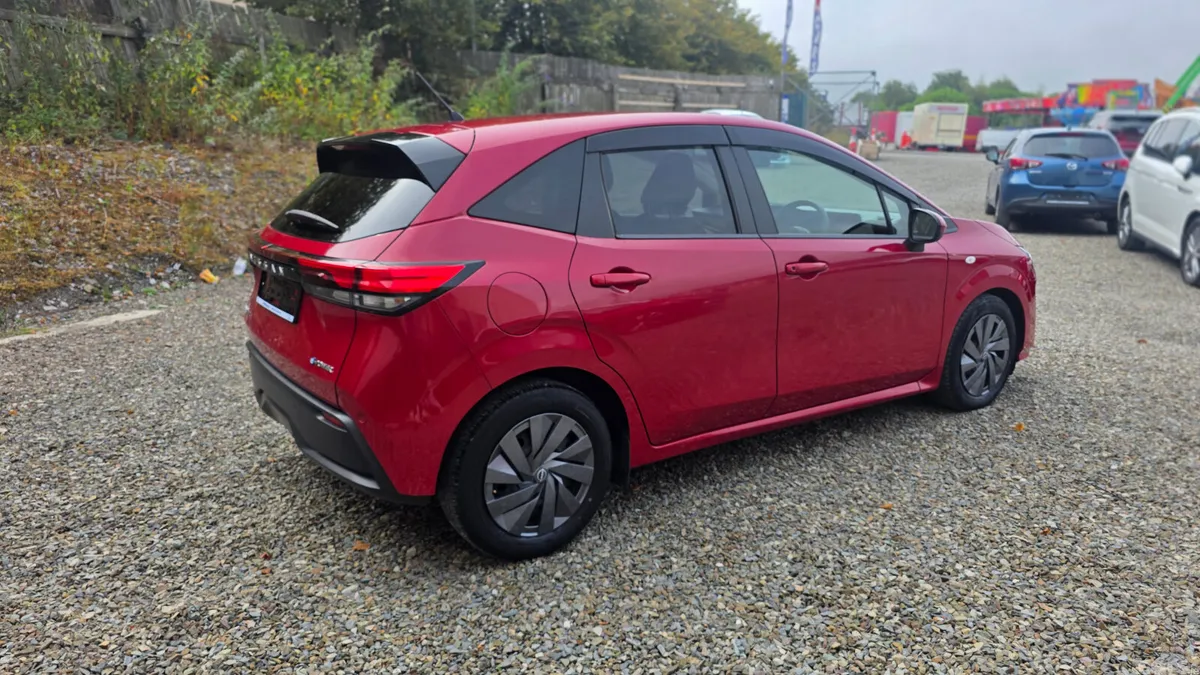 Nissan Note Hatchback, Petrol Hybrid, 2022, Red