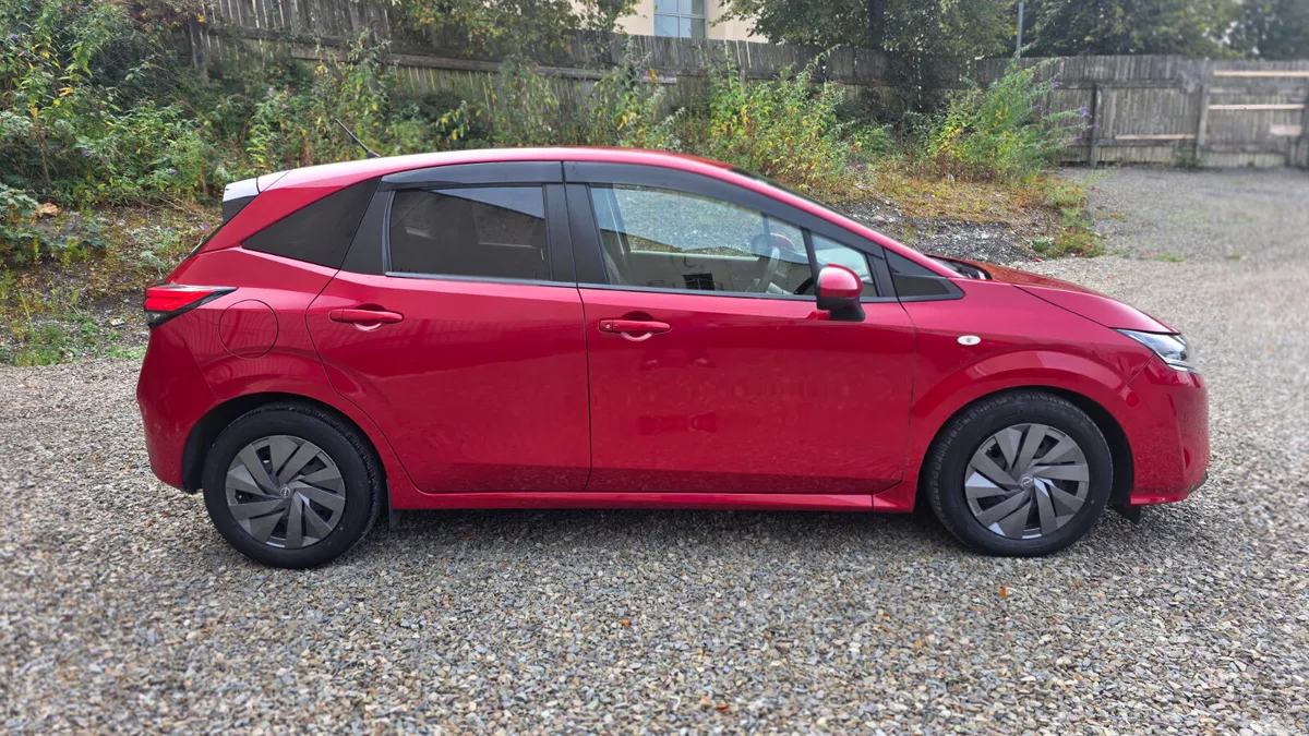 Nissan Note Hatchback, Petrol Hybrid, 2022, Red