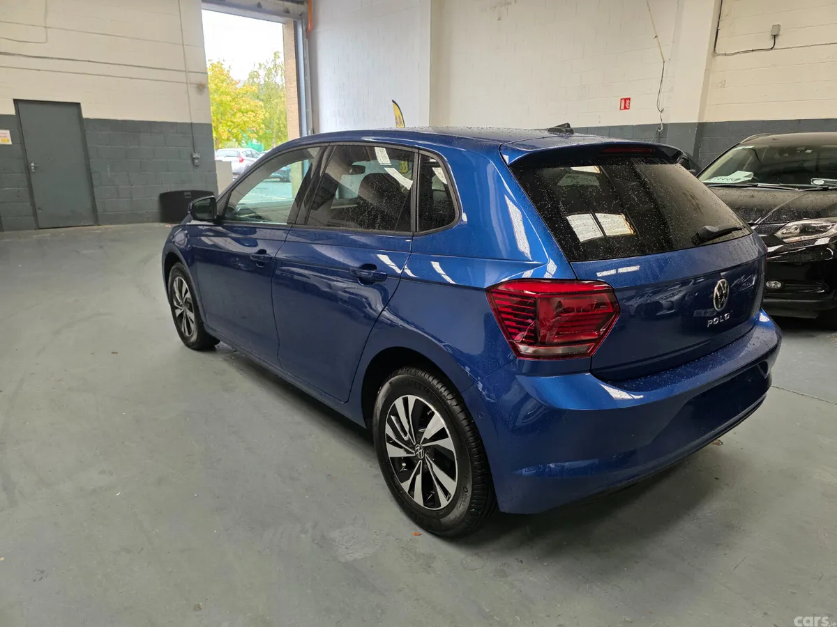 Volkswagen Polo Hatchback, Petrol, 2021, Blue