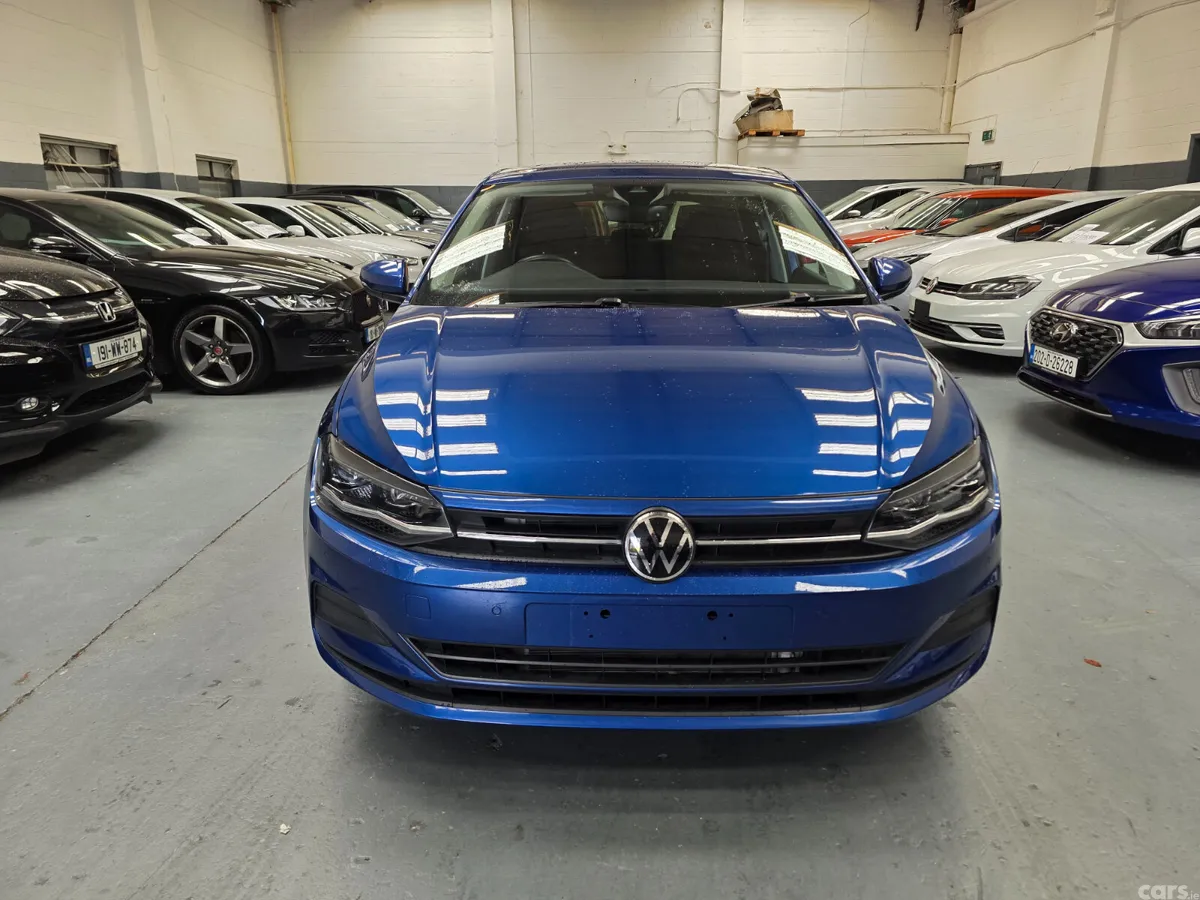 Volkswagen Polo Hatchback, Petrol, 2021, Blue