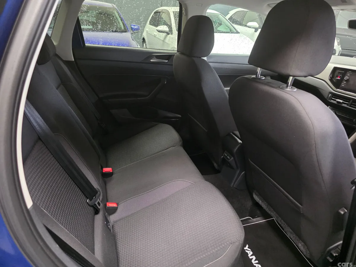 Volkswagen Polo Hatchback, Petrol, 2021, Blue