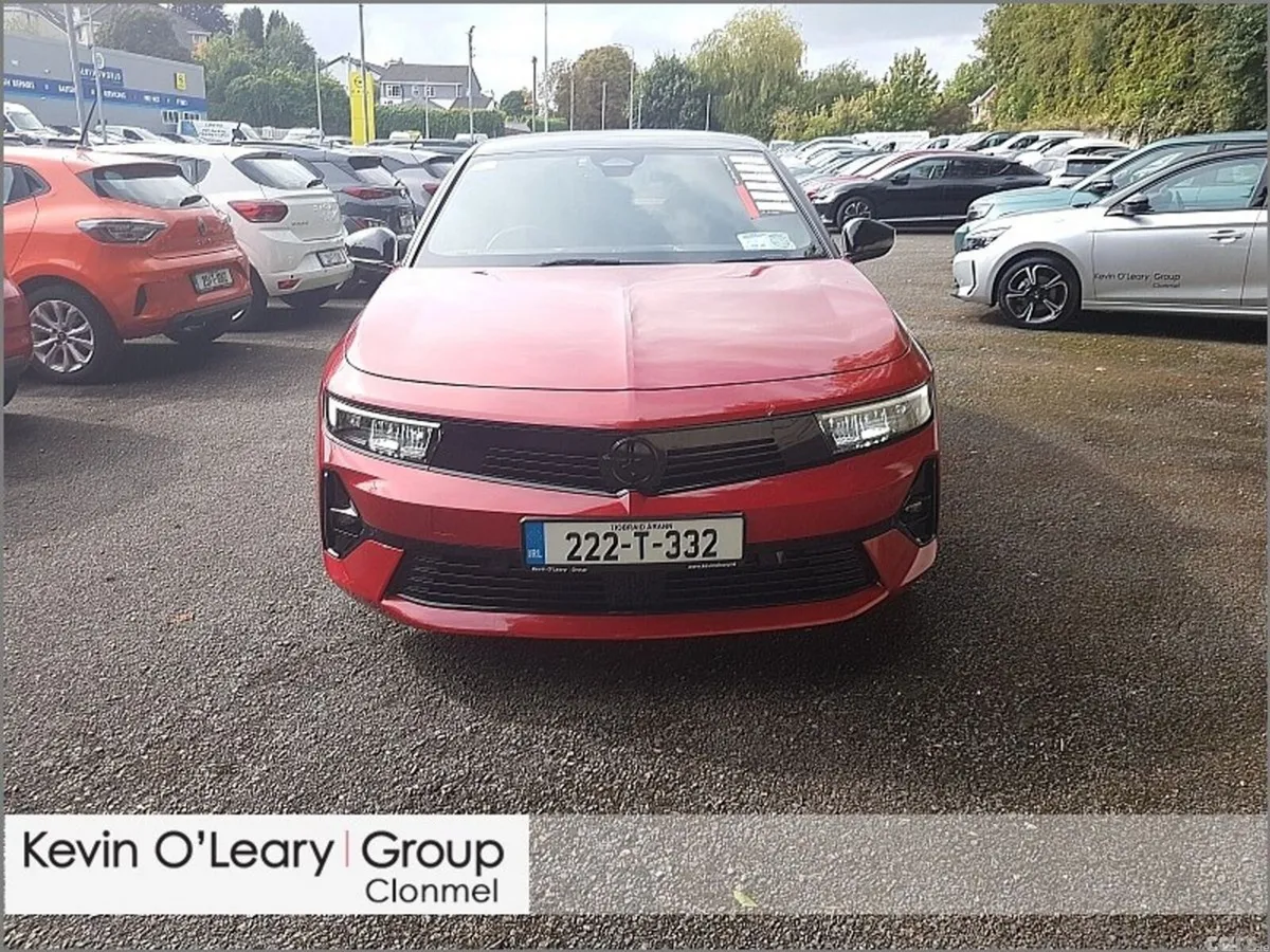 Opel Astra Hatchback, Petrol, 2022, Red
