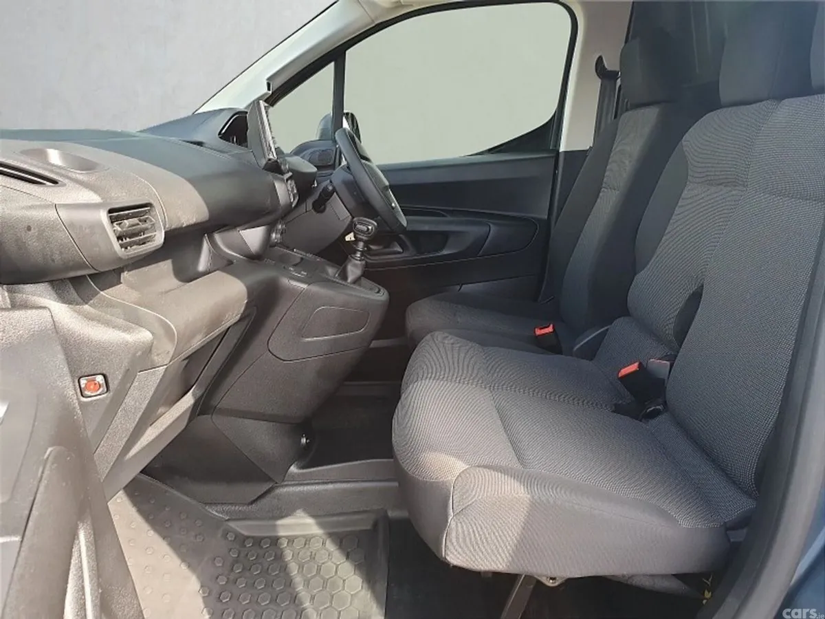 Peugeot Partner MPV, Diesel, 2026, Blue