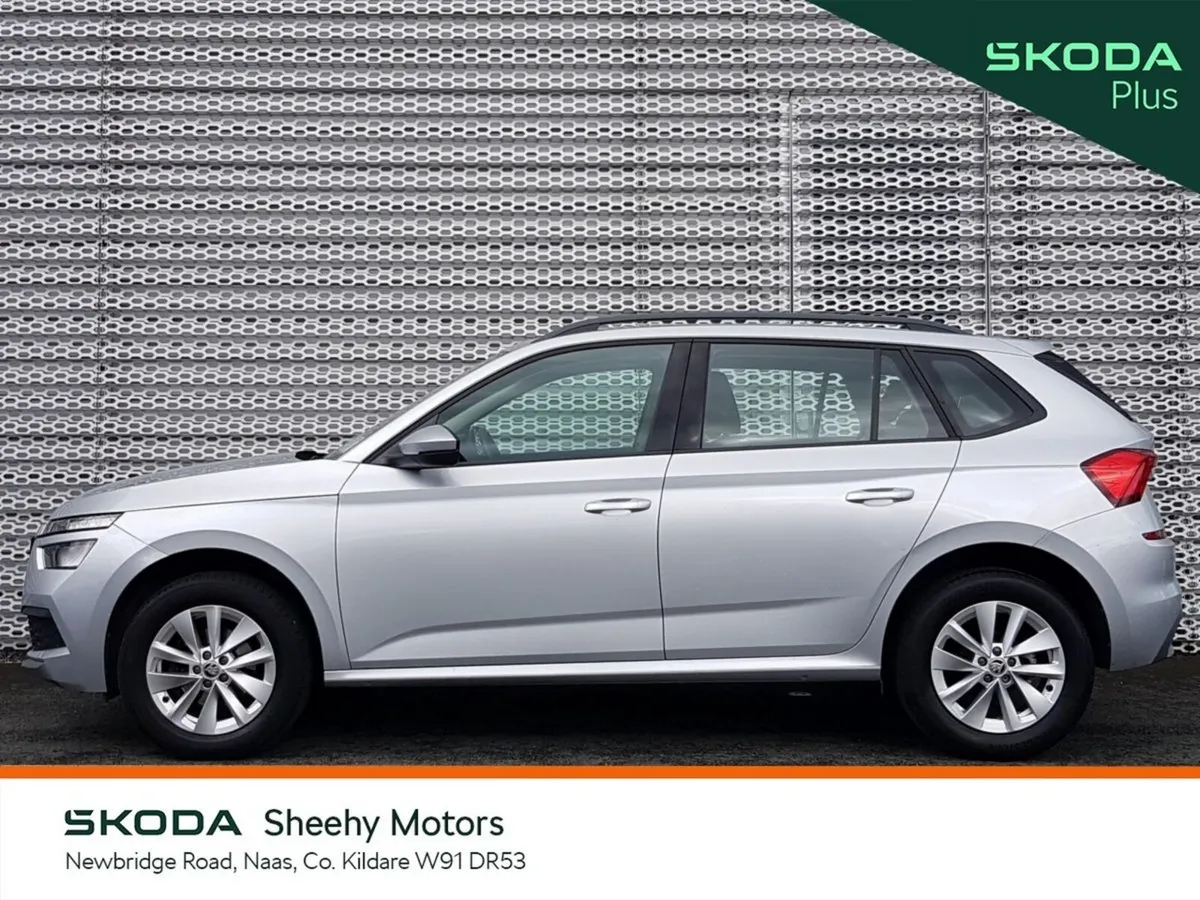 Skoda Kamiq Hatchback, Petrol, 2023, Grey