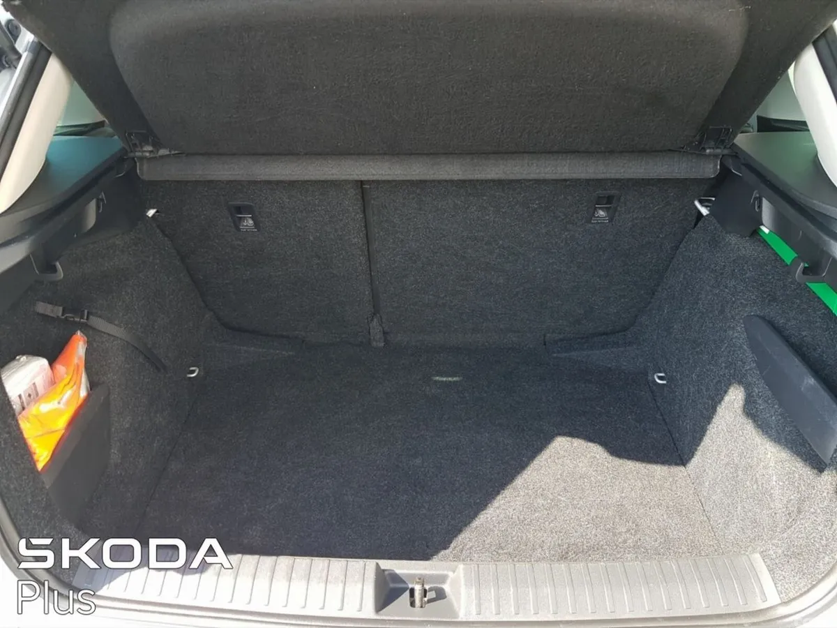 Skoda Kamiq Hatchback, Petrol, 2023, Grey