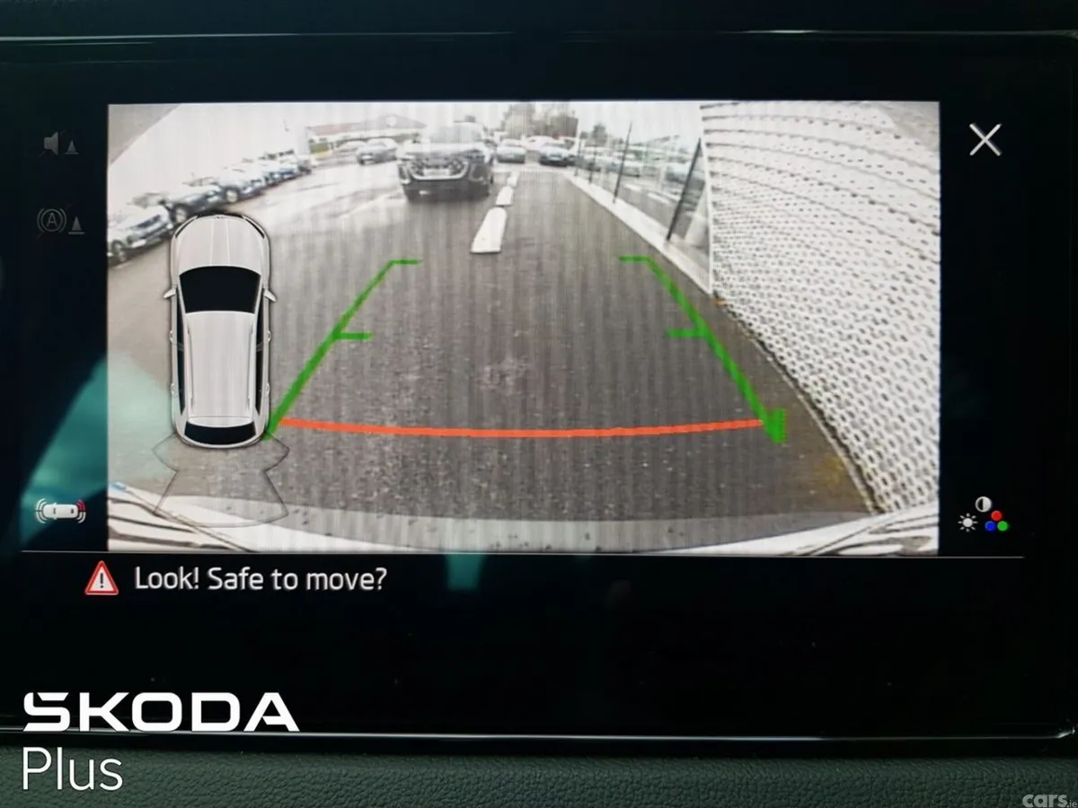 Skoda Karoq Estate, Diesel, 2021, White