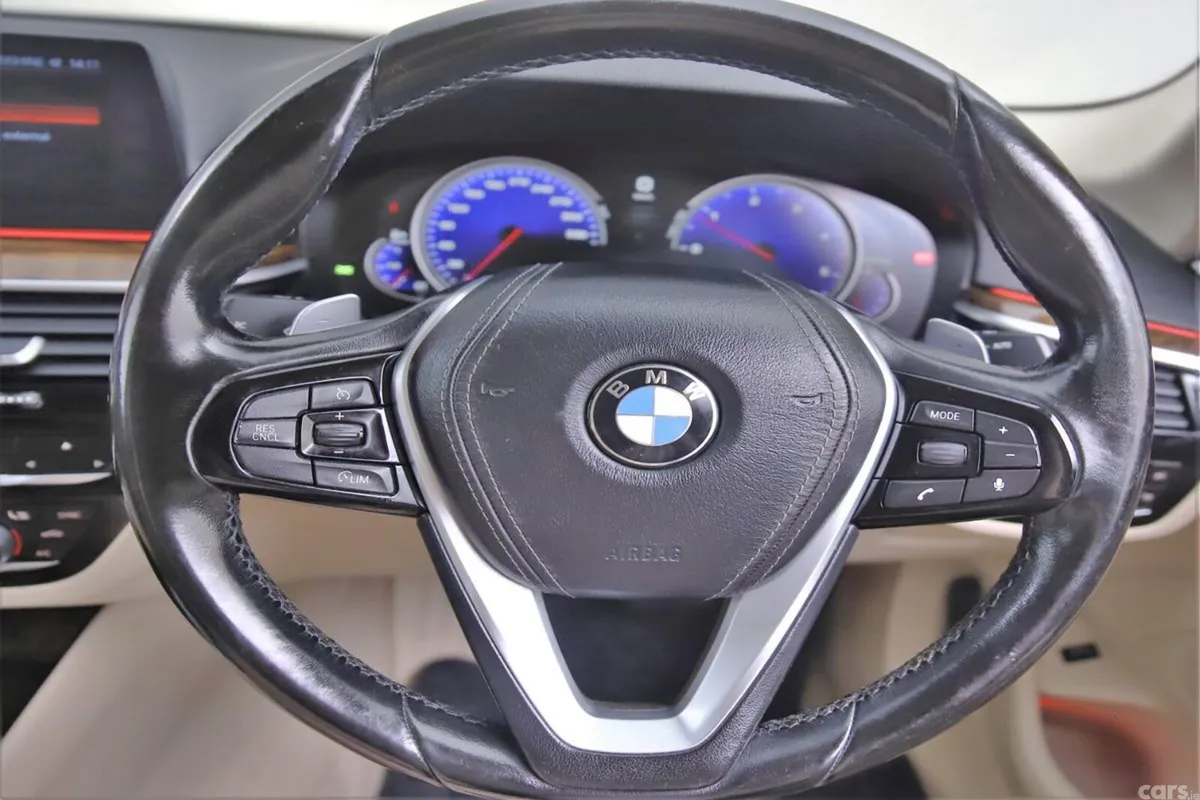 BMW 5-Series Saloon, Diesel, 2017, Blue