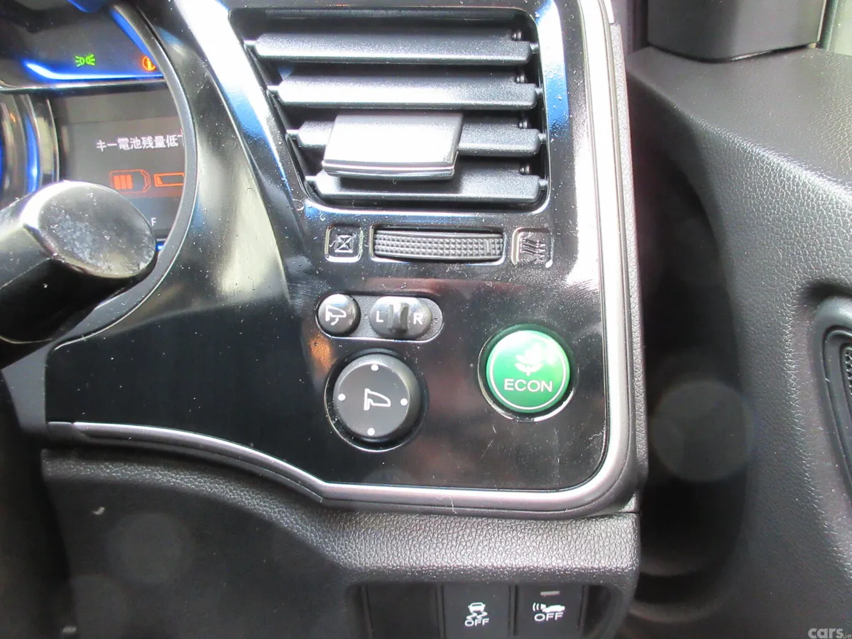 Honda Grace Saloon, Petrol Hybrid, 2015, Black