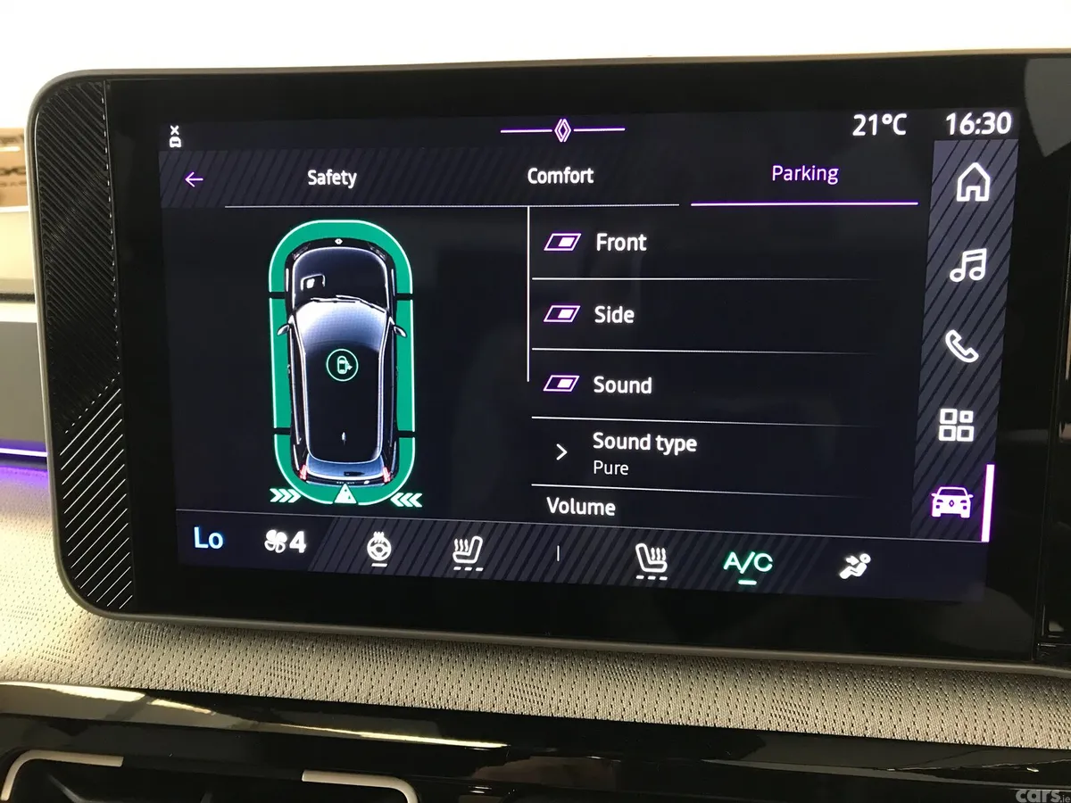Renault 5 Hatchback, Electric, 2026, White