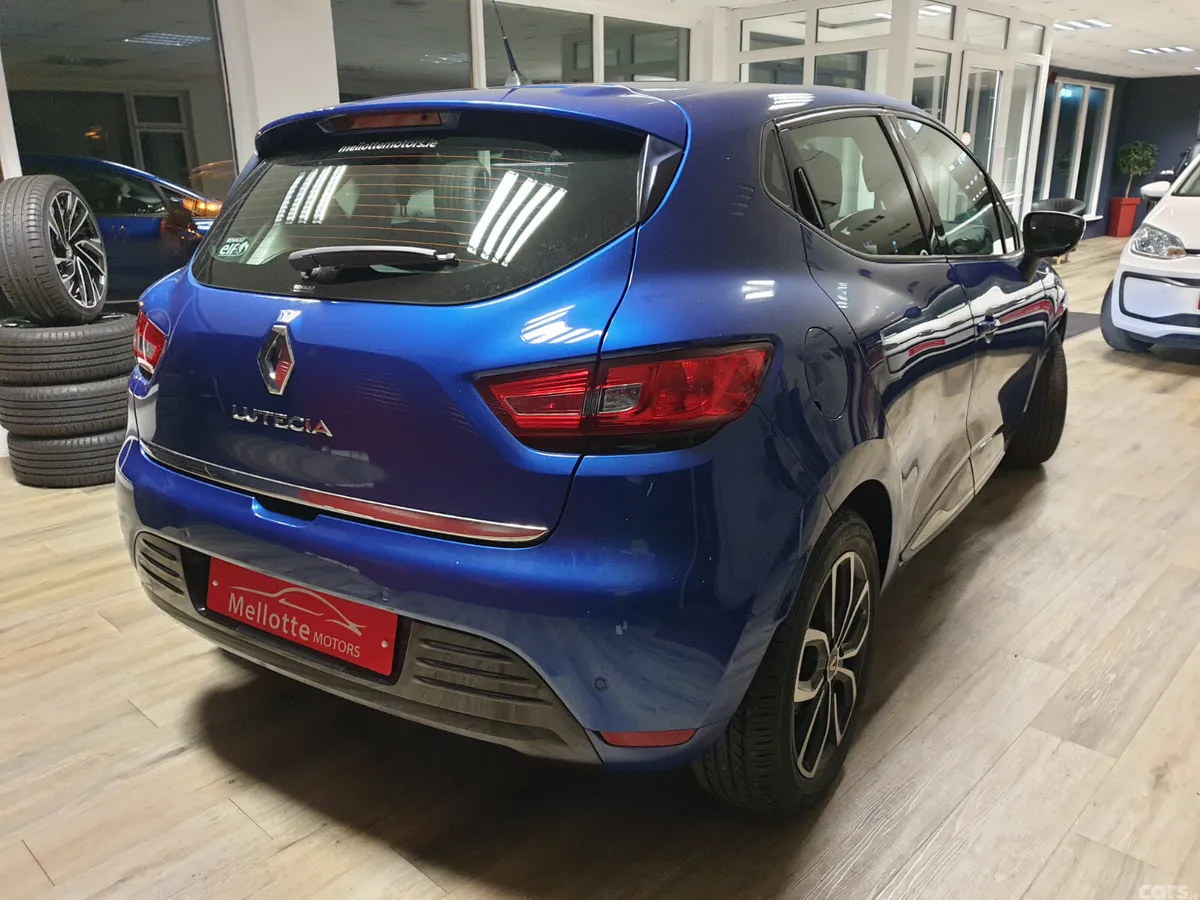 Renault Clio Hatchback, Petrol, 2019, Blue