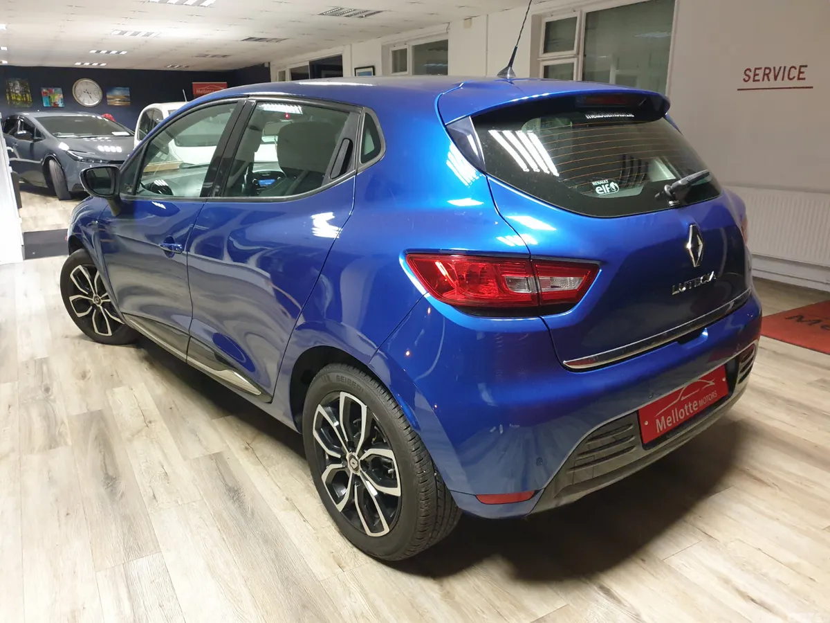Renault Clio Hatchback, Petrol, 2019, Blue