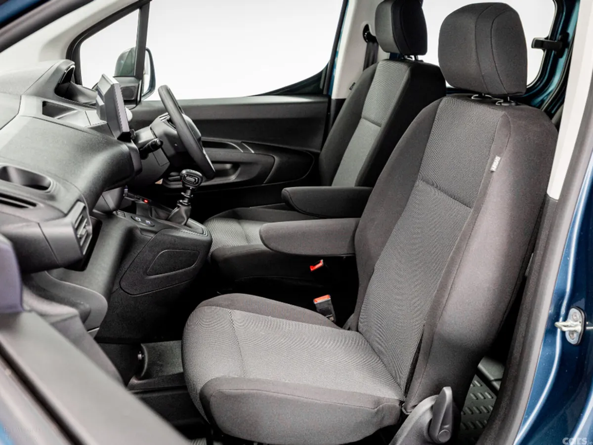 Peugeot Partner Van, Diesel, 2026, Blue