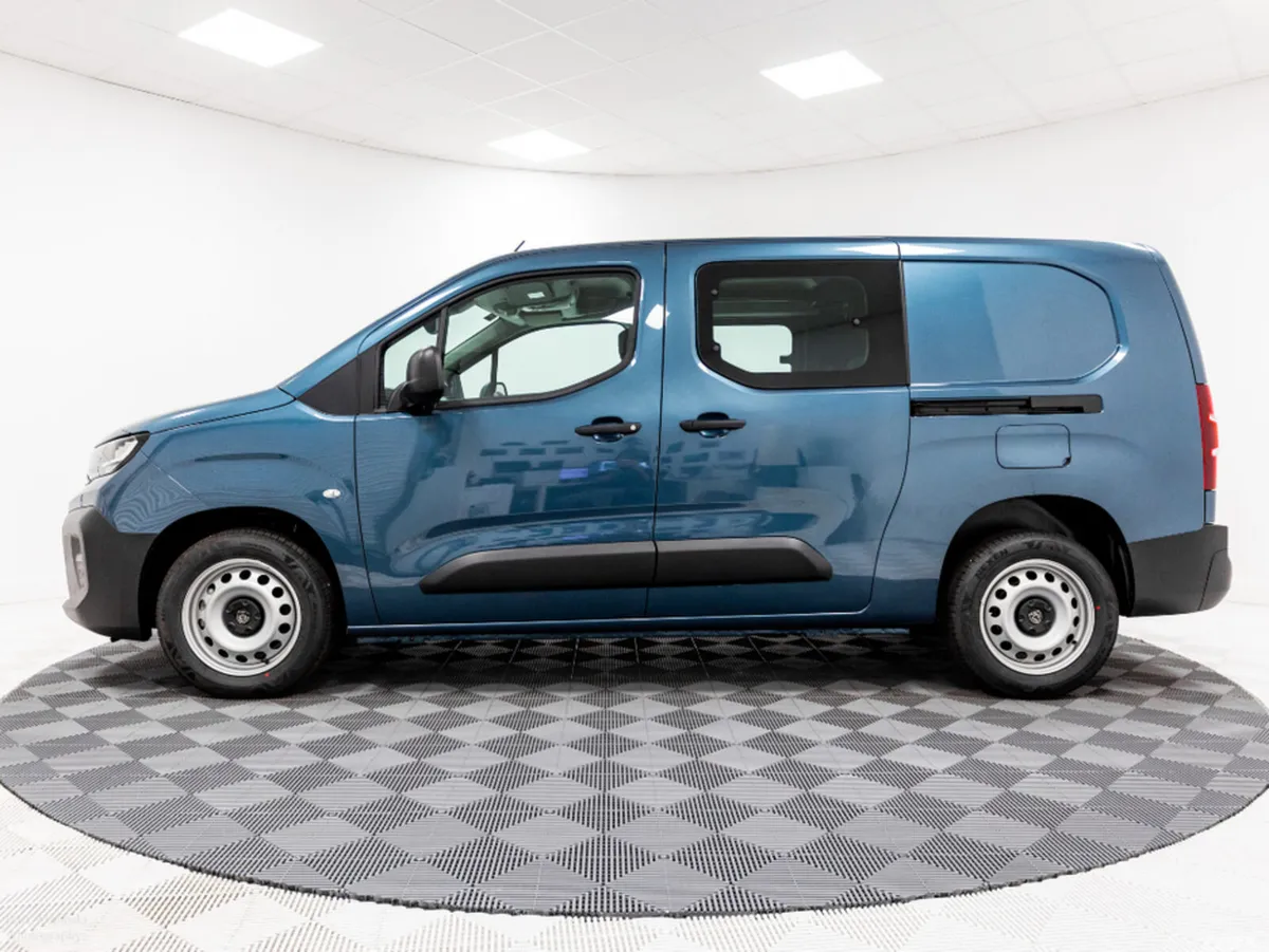 Peugeot Partner Van, Diesel, 2026, Blue