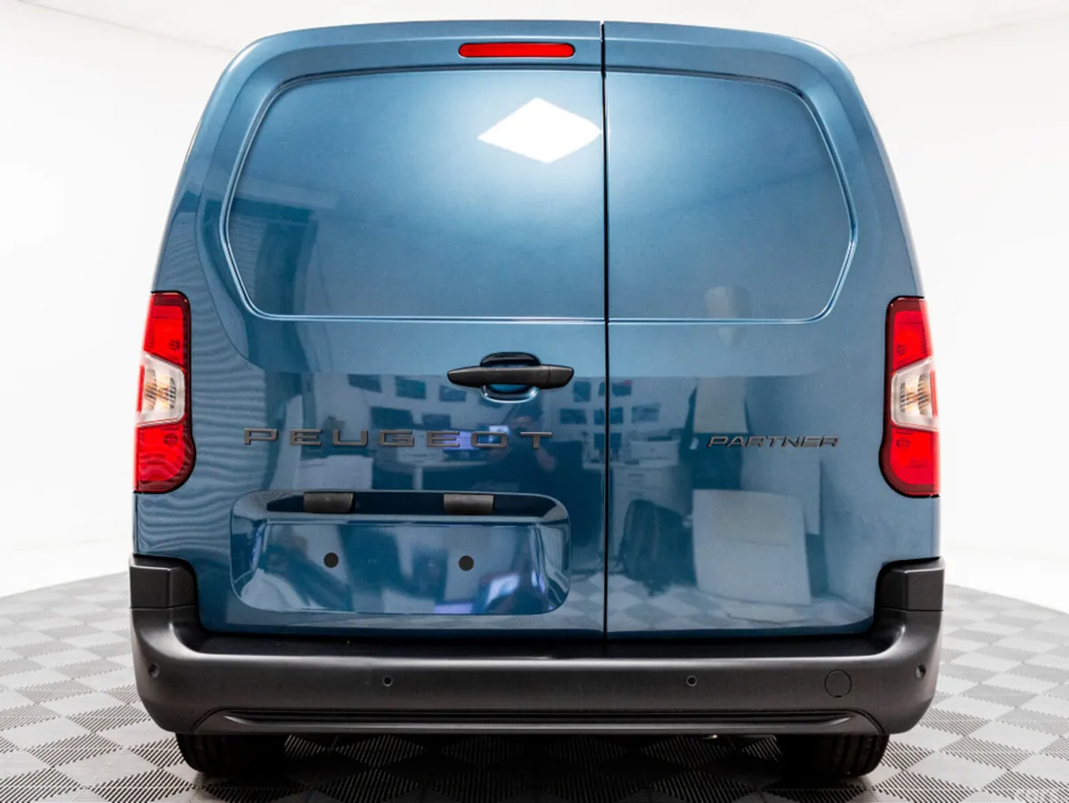 Peugeot Partner Van, Diesel, 2026, Blue