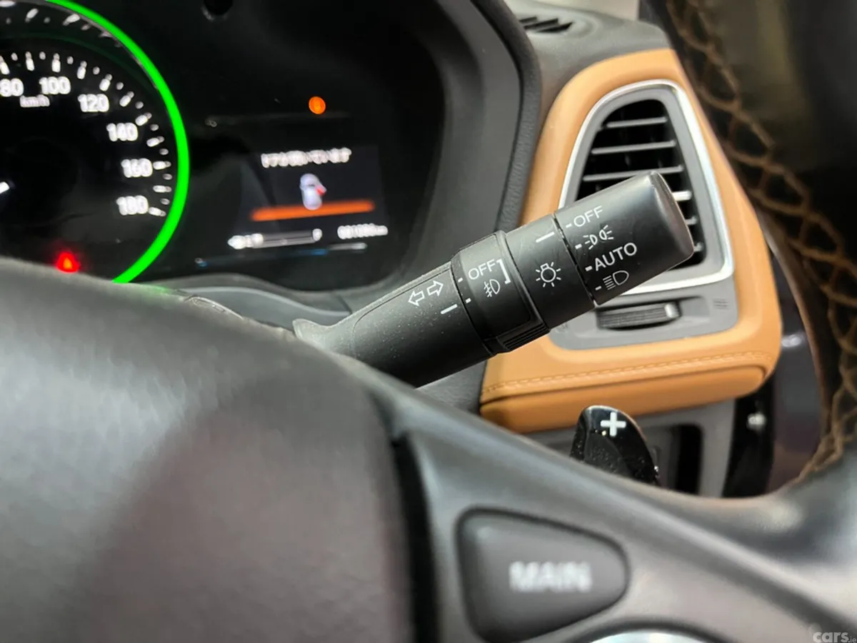 Honda Vezel SUV, Petrol Hybrid, 2020, Grey