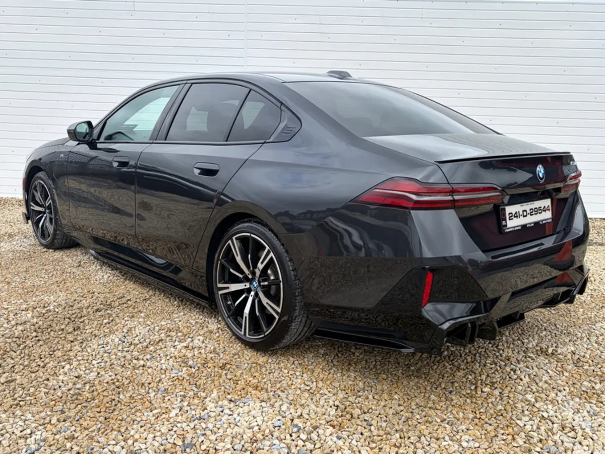 BMW 5-Series Saloon, Petrol Plug-in Hybrid, 2024, Grey