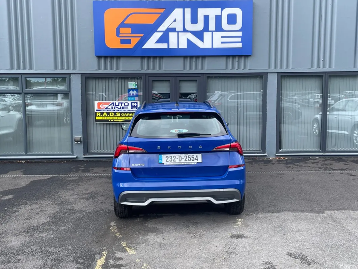 Skoda Kamiq Hatchback, Petrol, 2023, Blue