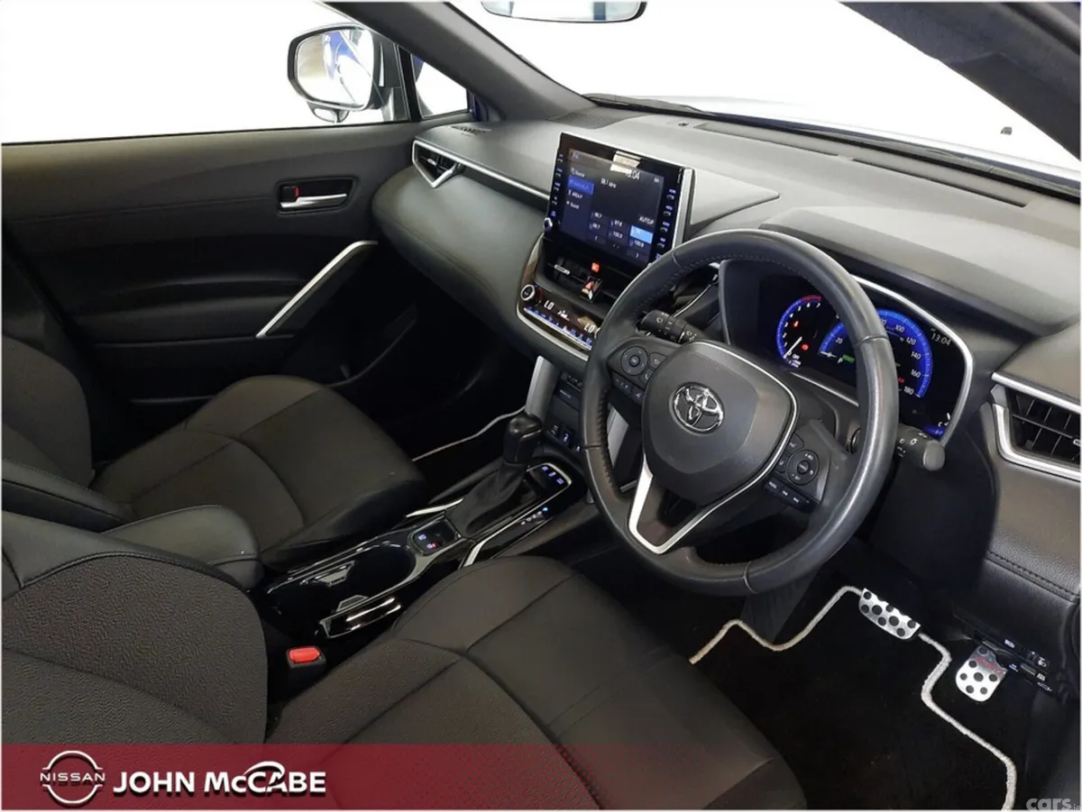 Toyota Corolla Cross SUV, Petrol Hybrid, 2023, Blue