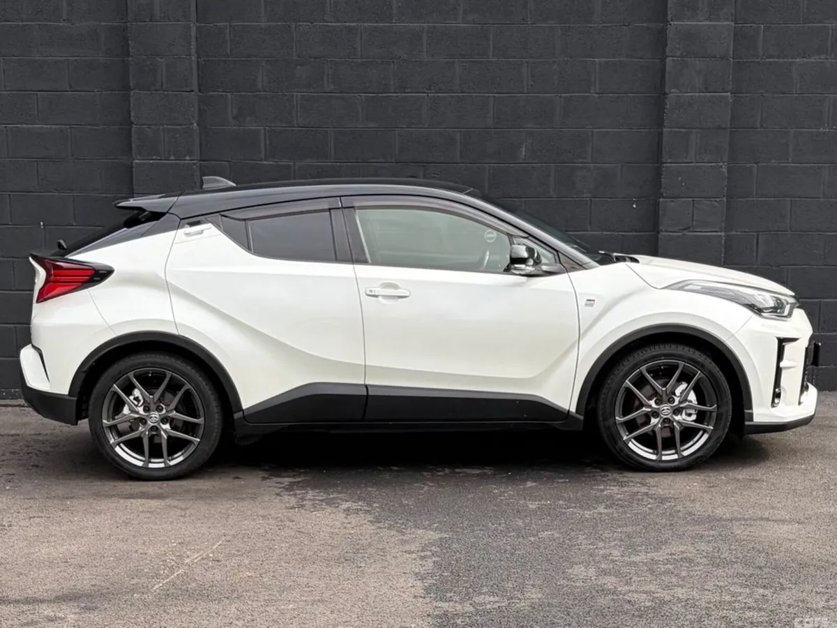 Toyota C-HR Hatchback, Petrol Hybrid, 2020, White