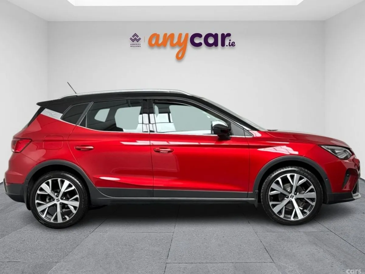 SEAT Arona Hatchback, Petrol, 2023, Red