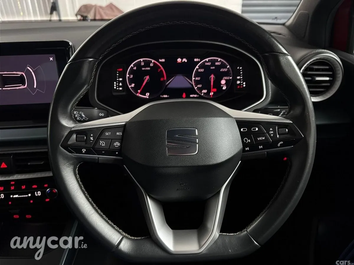 SEAT Arona Hatchback, Petrol, 2023, Red