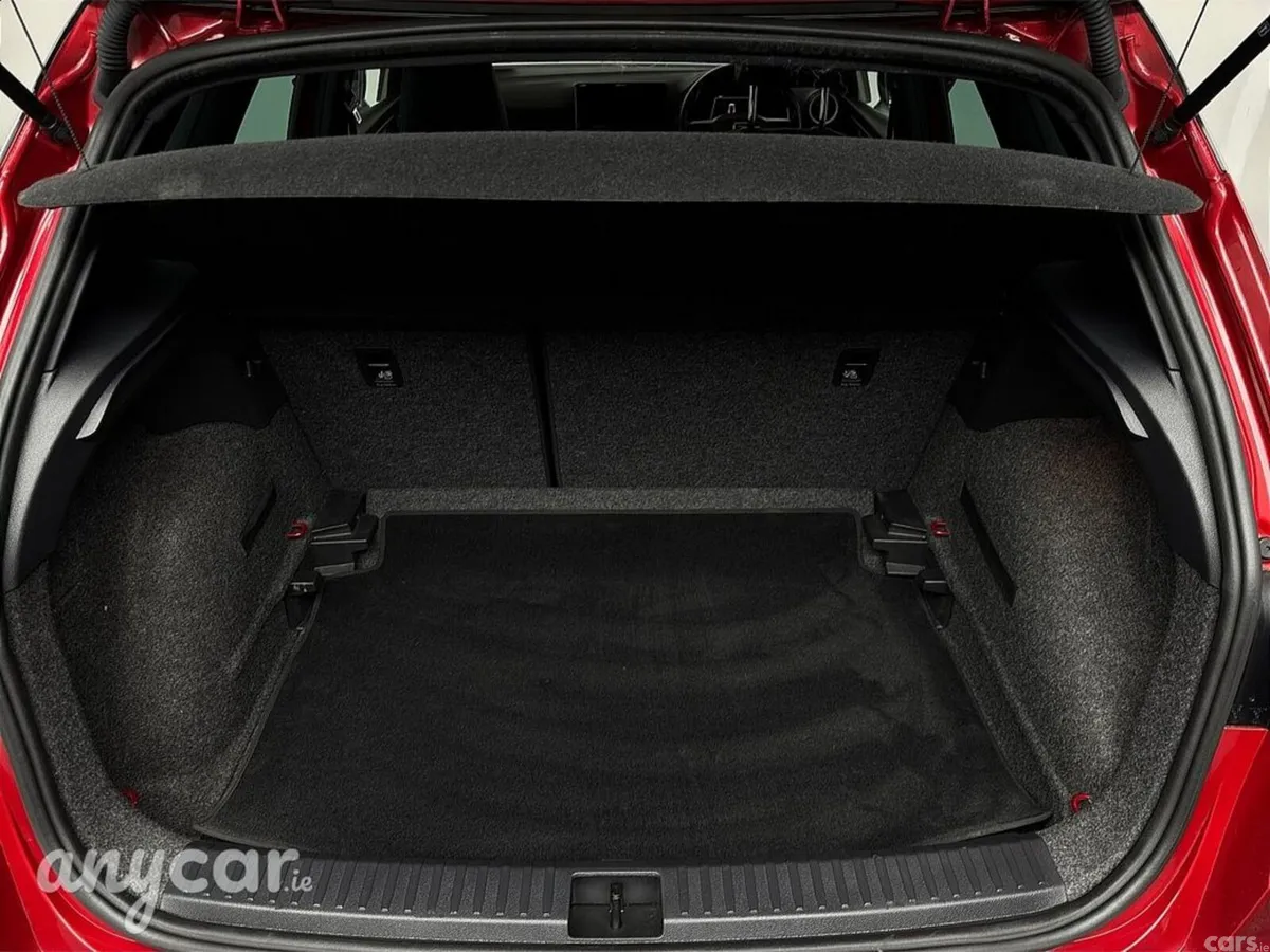 SEAT Arona Hatchback, Petrol, 2023, Red