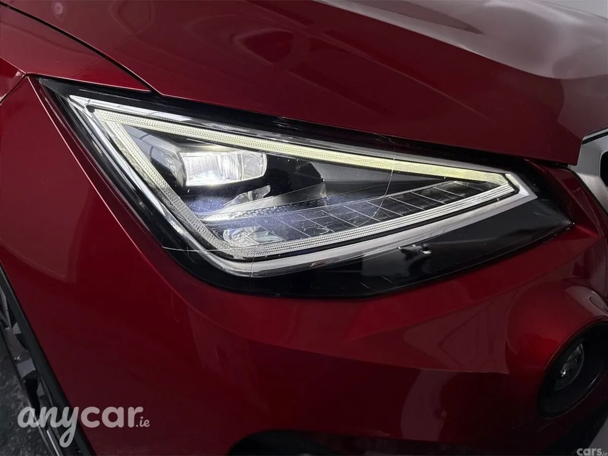 SEAT Arona Hatchback, Petrol, 2023, Red